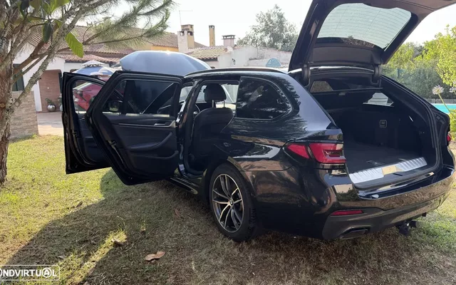 BMW 530 e Pack Desportivo M