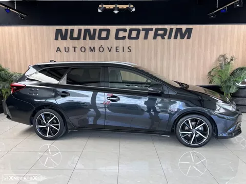 Toyota Auris Touring Sports 1.4 D-4D Active