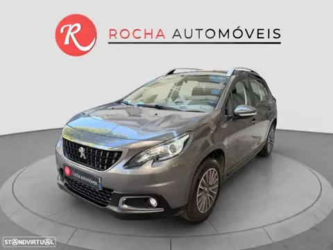 Peugeot 2008 1.2 VTi Active
