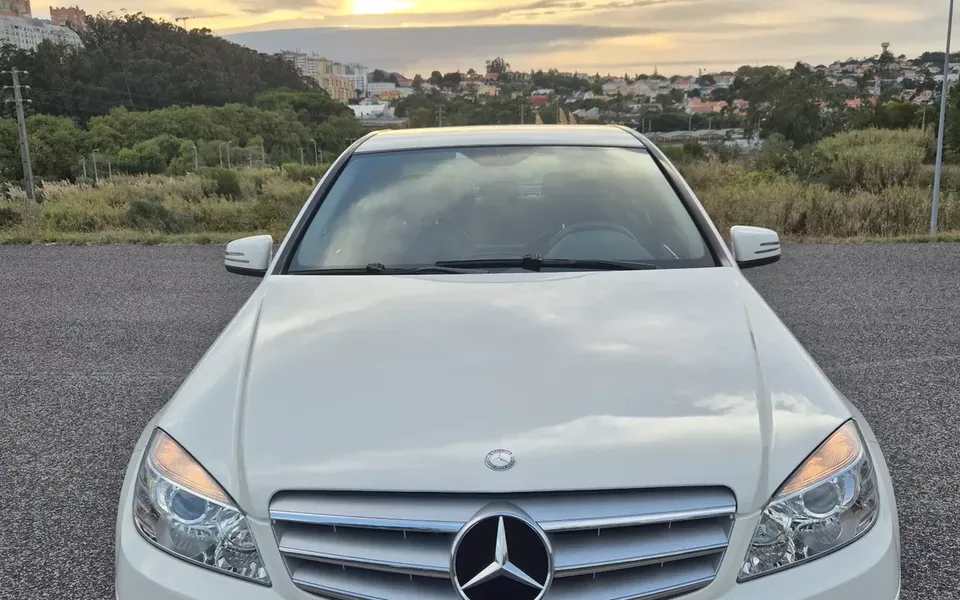 Mercedes-Benz C 220 CDi Avantgarde BlueEfficiency