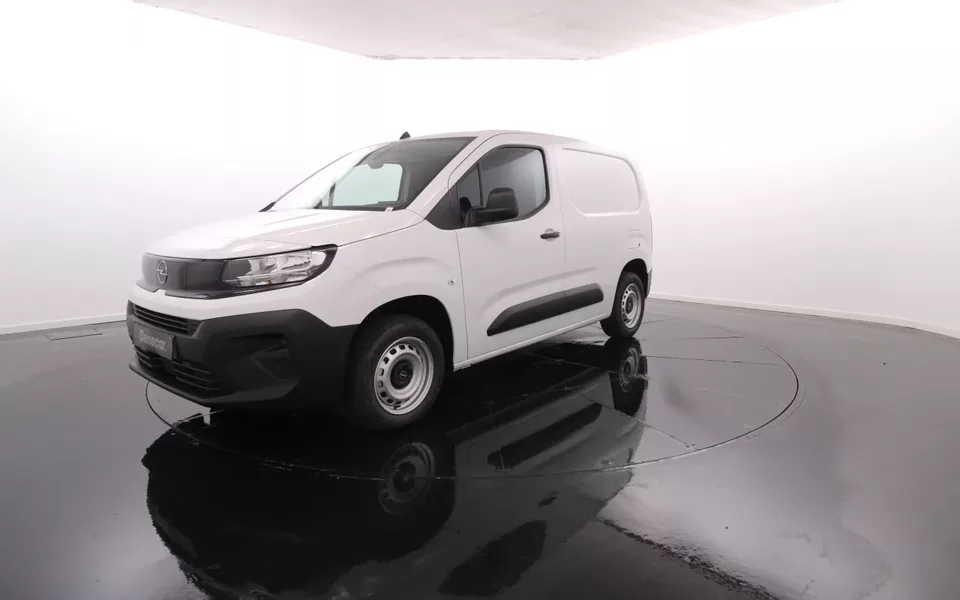 Opel Combo Cargo L1H1 E15DT MT6 100cv 3Lug. / Cam. Traseira (Novo Modelo)