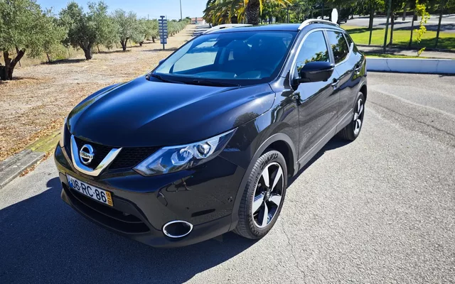 Nissan Qashqai 1.6 dCi Tekna Pele