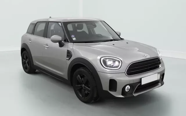 Mini Countryman F60 LCI COUNTRYMAN 136 CH BVA7 COOPER ESSENTIAL Occasion