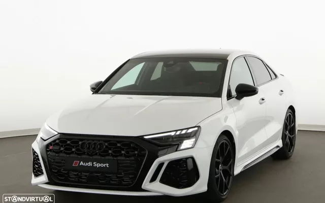 Audi RS3 Limousine