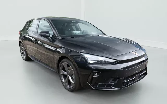 Cupra LEON 1.5 eTSI Hybrid 150 ch DSG7 V Zéro km immatriculé