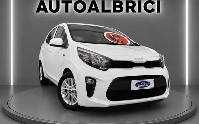 KIA Picanto 1.0 12V 5 PORTE URBAN usato Benzina Bianco pastello