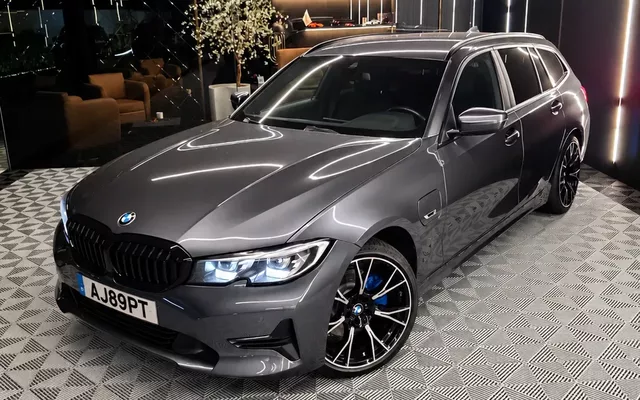 BMW 320 e Aut. Sport Line