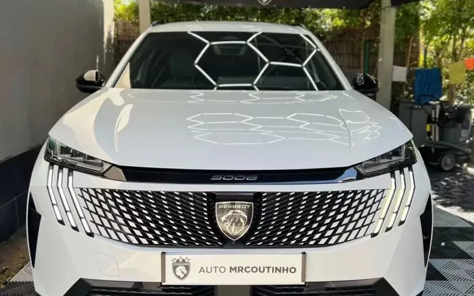 Peugeot 5008 1.2 Hybrid Allure e-DCS6