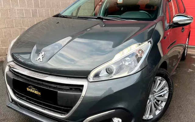 Peugeot 208 82 PureTech Style