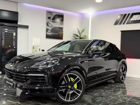 PORSCHE Cayenne Cayenne E-Hybrid Coupé Aut. - 68990€ en Valverde de leganes