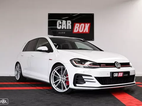 VW Golf 2.0 TSI GTI DSG Performance