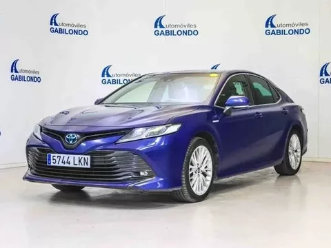 TOYOTA Camry 2.5 220H Advance