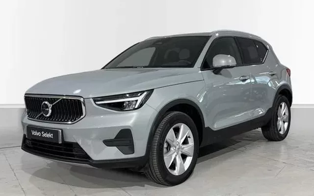 VOLVO XC40 Core, B3 Mild Hybrid, Gasolina