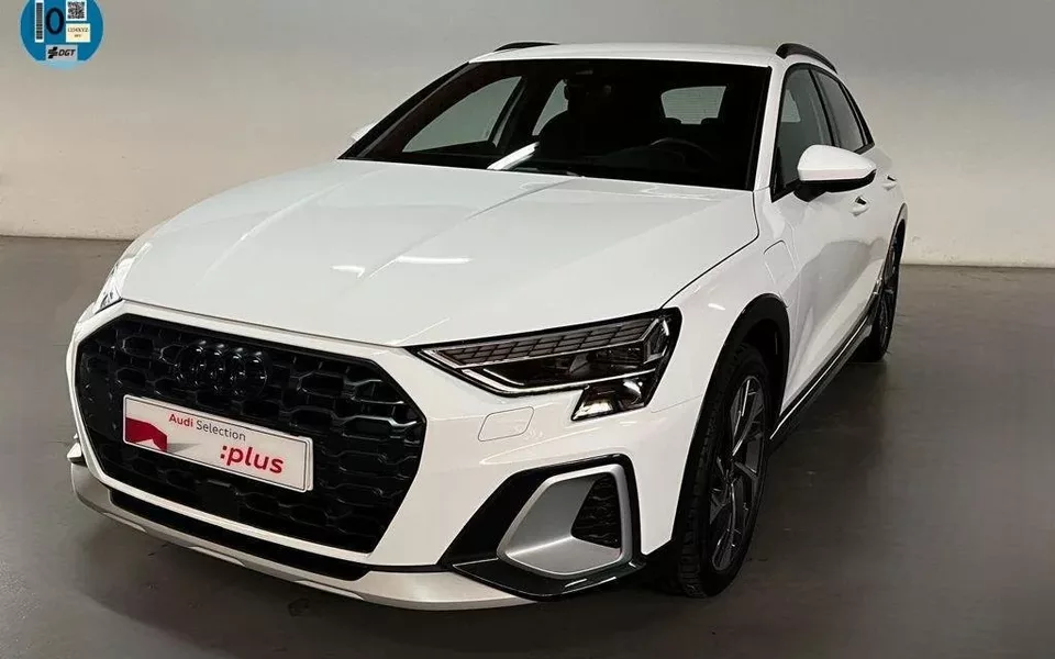AUDI A3 Allstreet A3 Allstreet TFSIe Genuine S-tronic 150kW