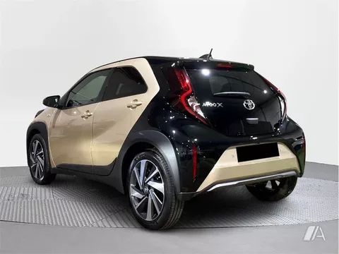 TOYOTA Aygo X Cross AYGO X CROSS 1.0 VVT-I 72CV Chic