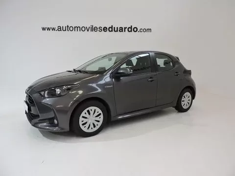 TOYOTA Yaris 5p 120H Active Tech - 15800€ en Logroño - la rioja