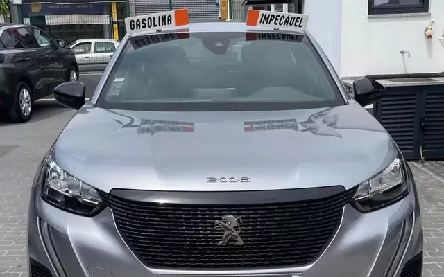 Peugeot 2008 1.2 PureTech Active Pack