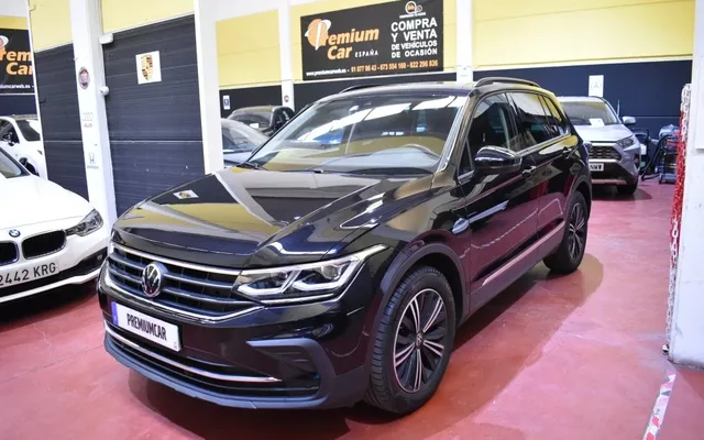 VOLKSWAGEN Tiguan Tiguan 2.0TDI Life DSG 110kW - 25990€ en Alcala de henares