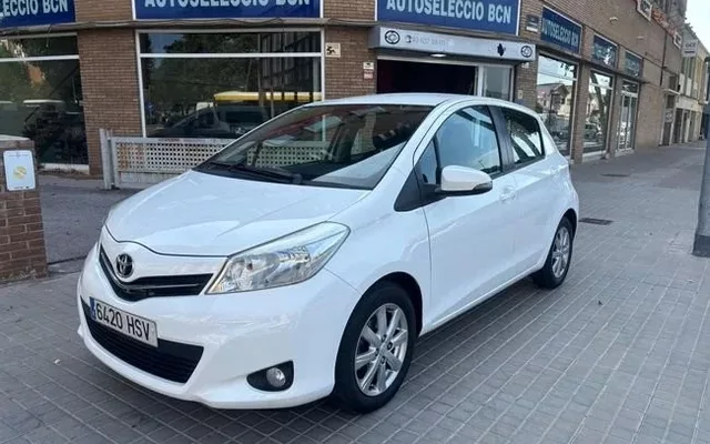 TOYOTA Yaris Yaris 1.0 Active