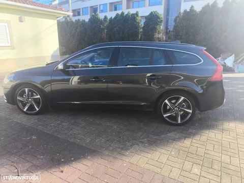 Volvo V60 2.0 D3 R-Design Start/Stop