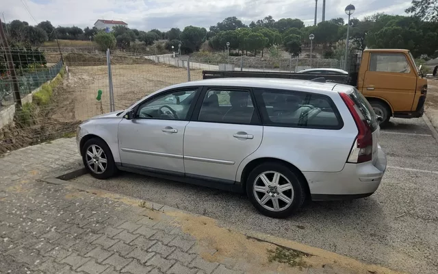 Volvo V50