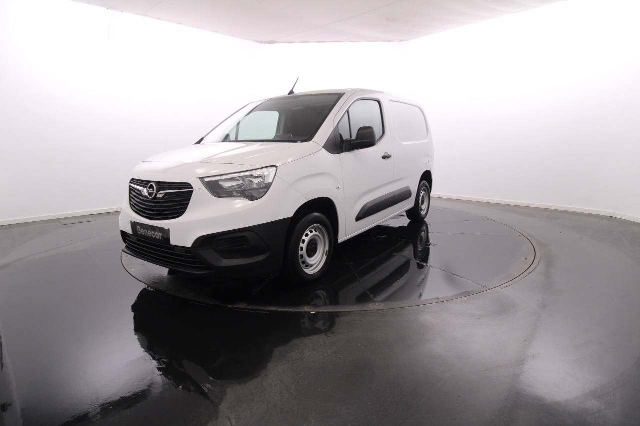 Opel Combo Cargo L1H1 E15DT MT6 100cv 3Lug.