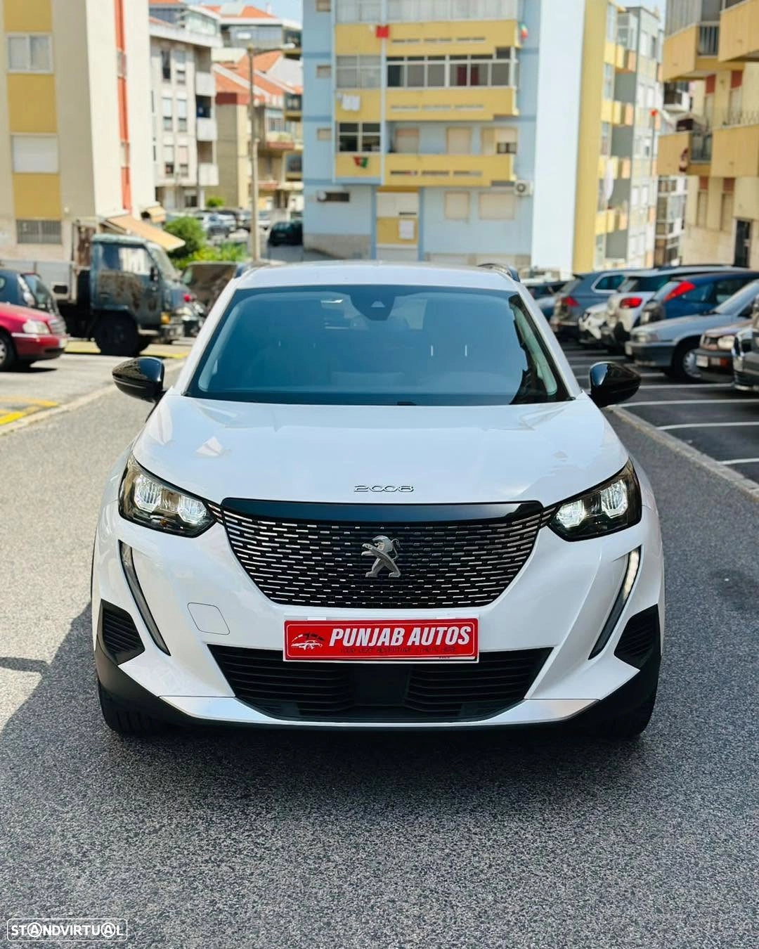 Peugeot 2008 1.5 BlueHDi Allure EAT8