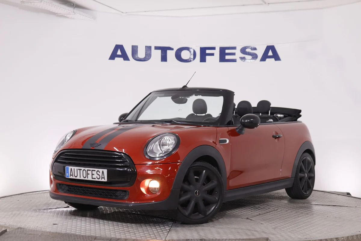 Mini Cooper D Cabrio 1.5D AUTO 115CV 2P # NAVY,PARKTRONIC,CAMARA TRASERA