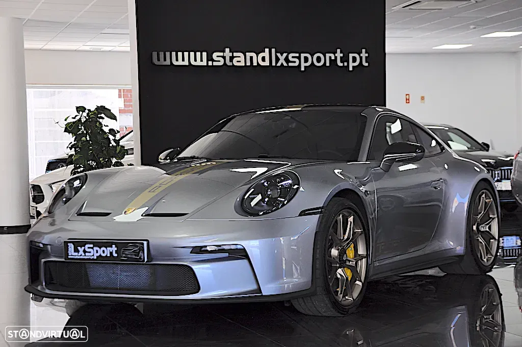 Porsche 911 (992) GT3 Touring Package