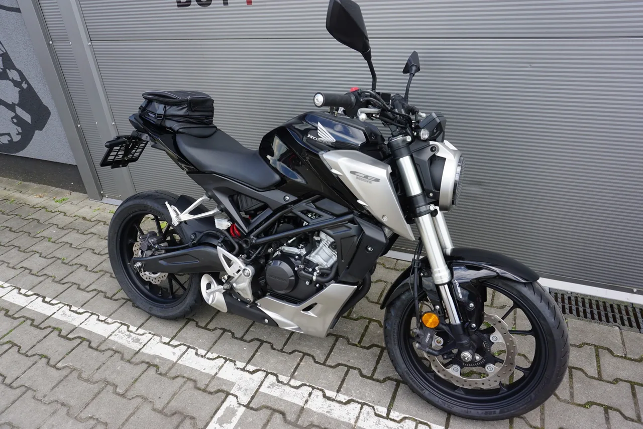 Honda CB 125 R