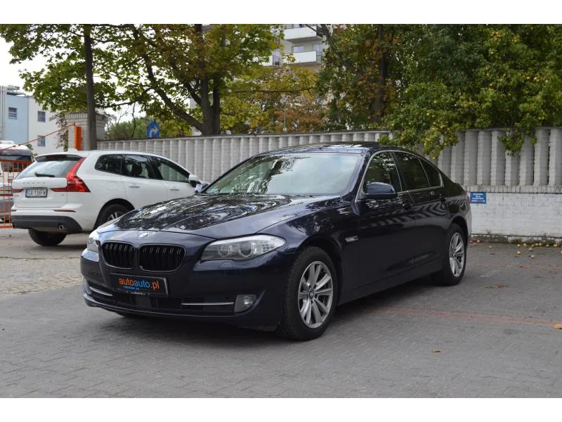 BMW SERIA 5 2010