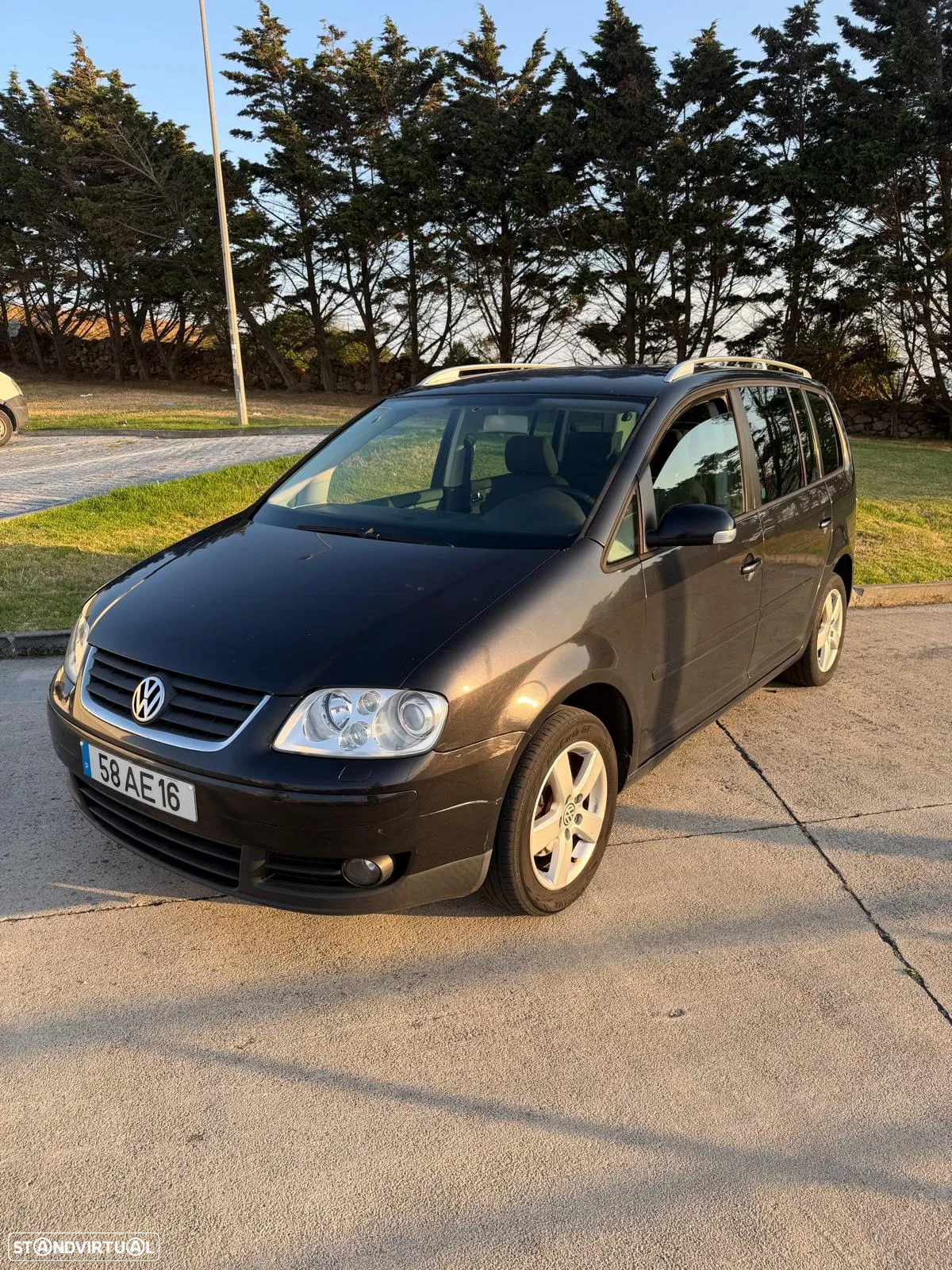 VW Touran 2.0 TDI Highline 7L