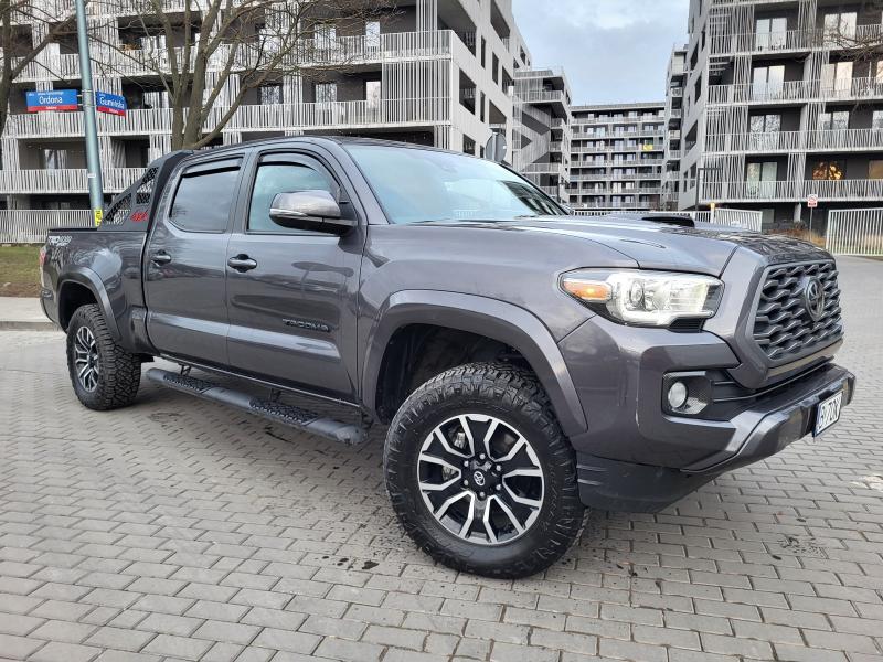 Toyota TACOMA 2023