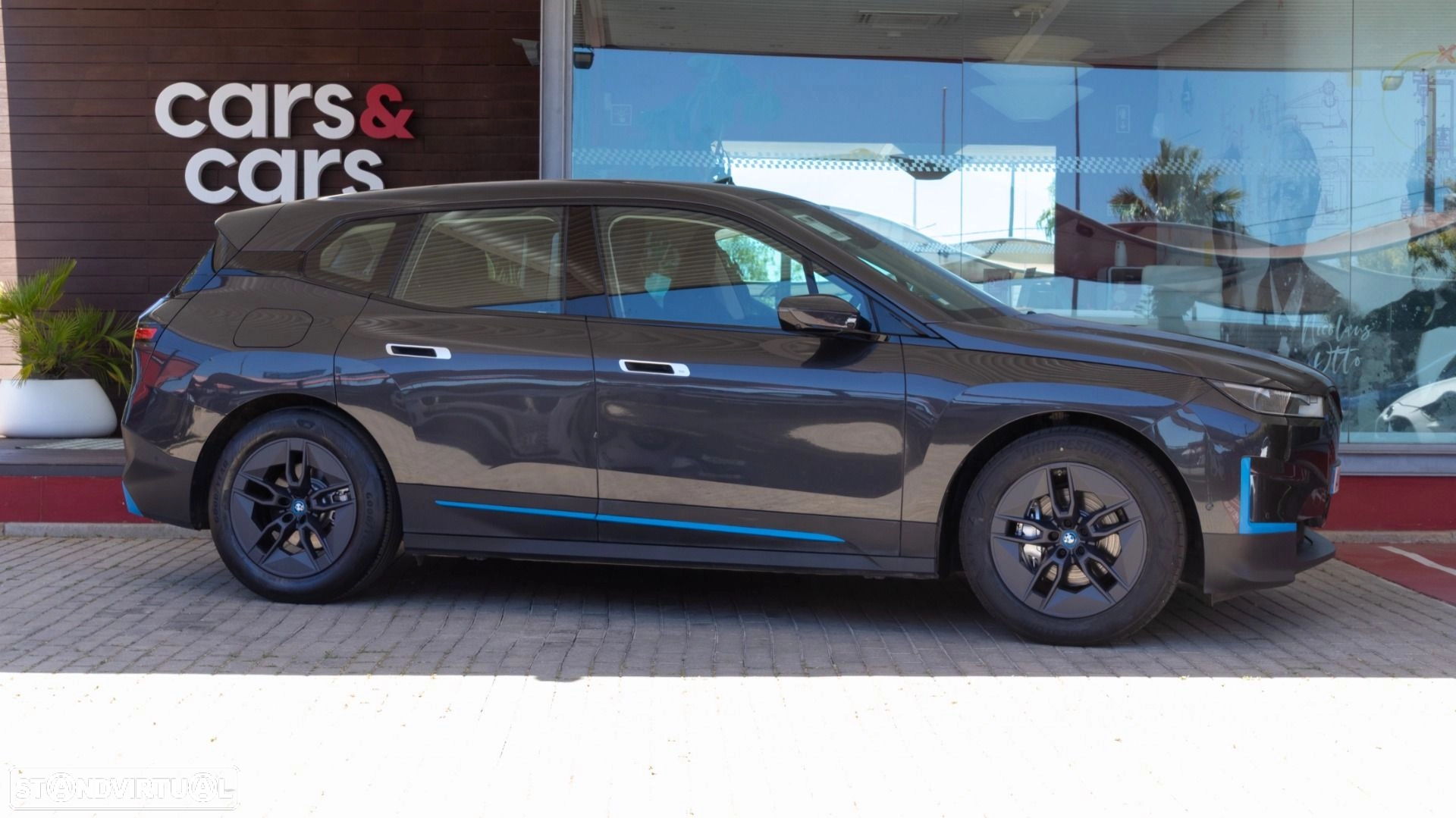 BMW iX xDrive 40