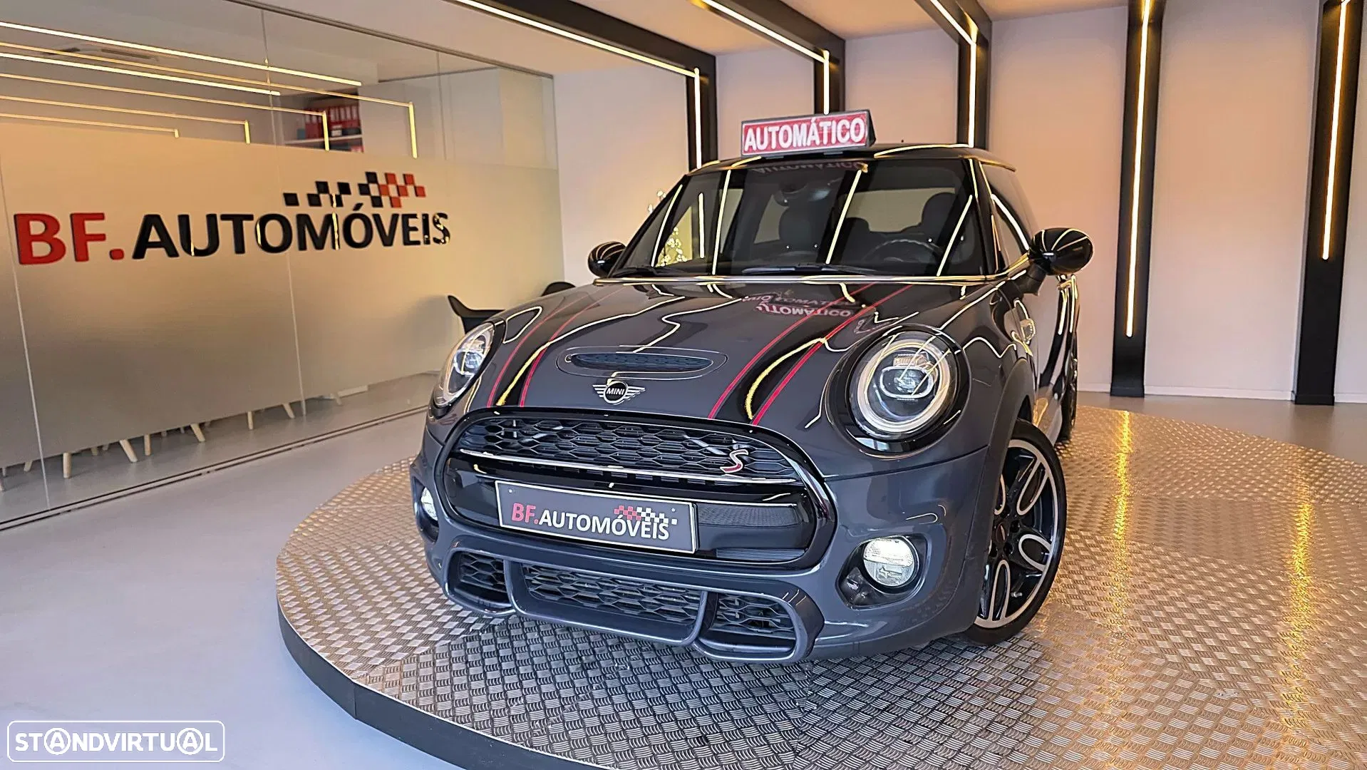 MINI 3 Portas Cooper SD Auto Desportiva