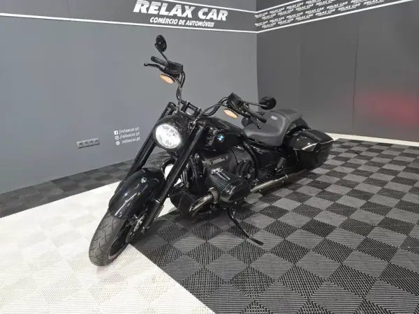 BMW R 18 Roctane 2023 .