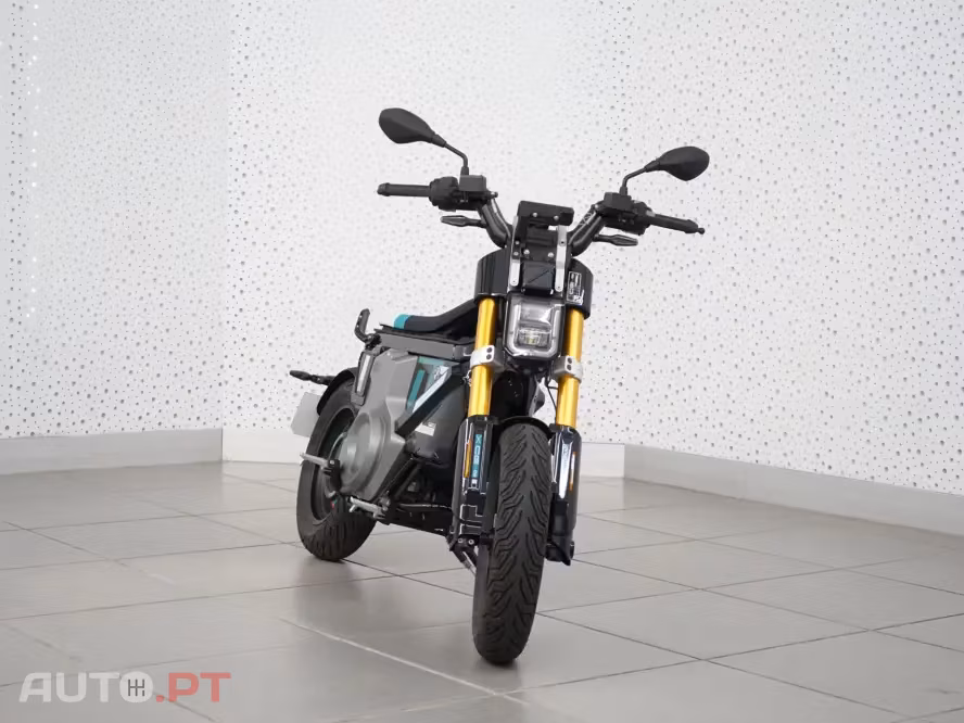 BMW CE 02 ND