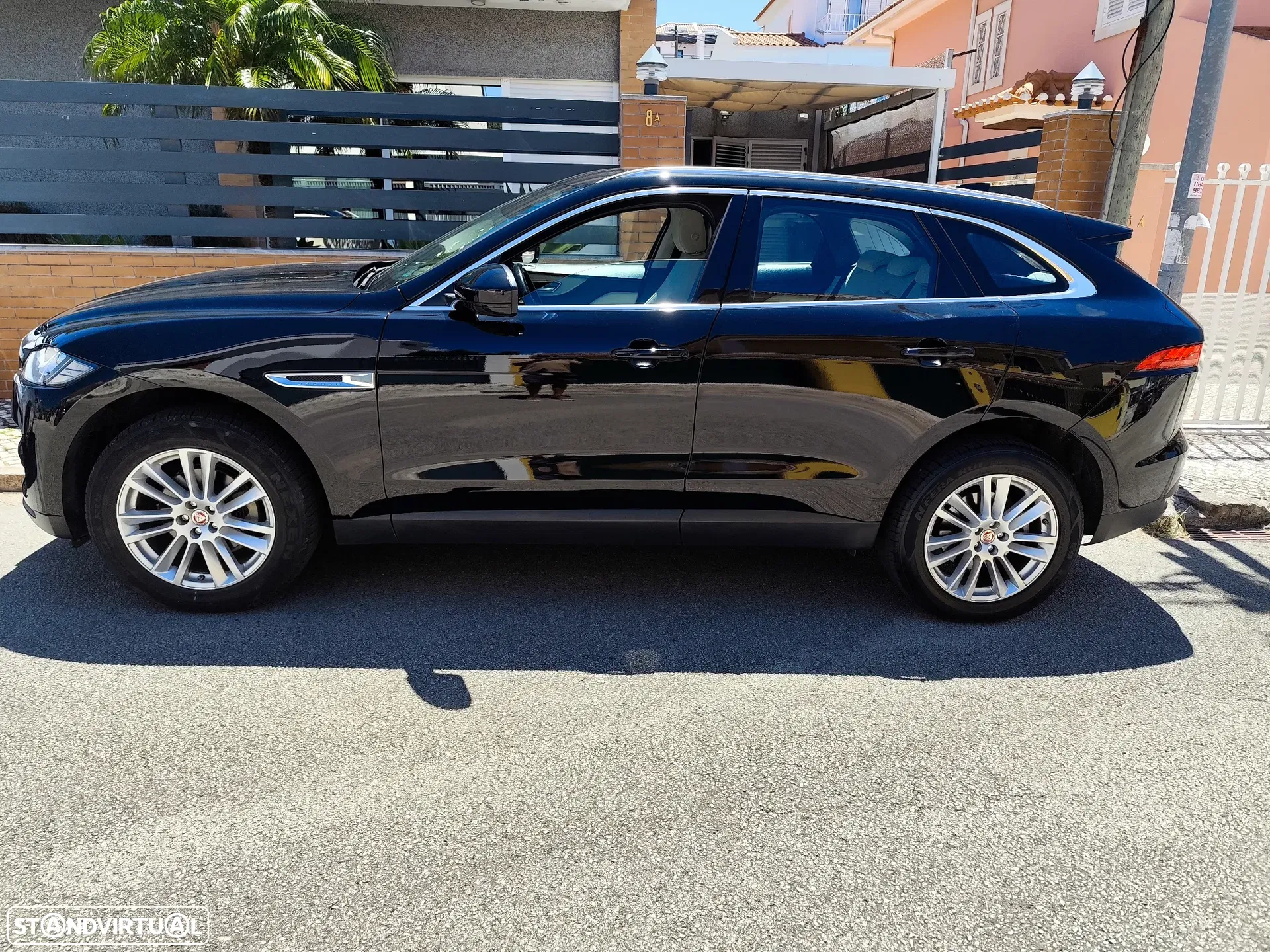 Jaguar F-Pace 2.0 i4D Pure