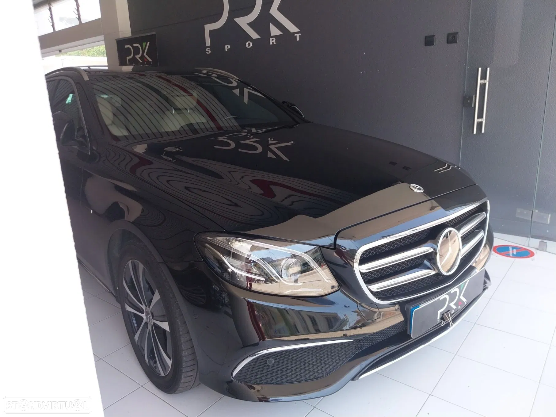 Mercedes-Benz E 300 de 4Matic 9G-TRONIC Exclusive