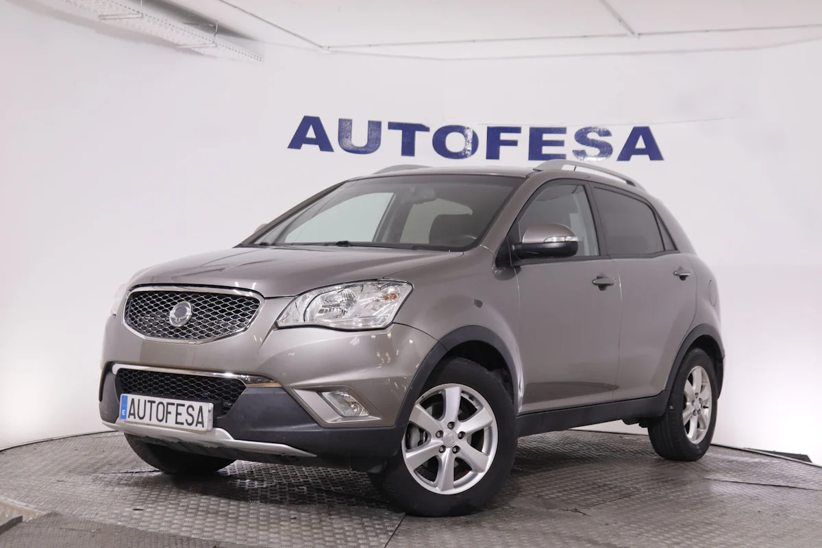 Ssangyong Korando D20T PREMIUM PLUS AUTO 4X2 175CV 5P # NAVY,
