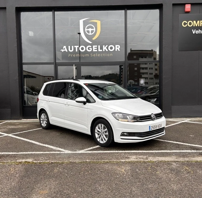 VOLKSWAGEN Touran Touran 1.6TDI Business and Navi Edition 85kW