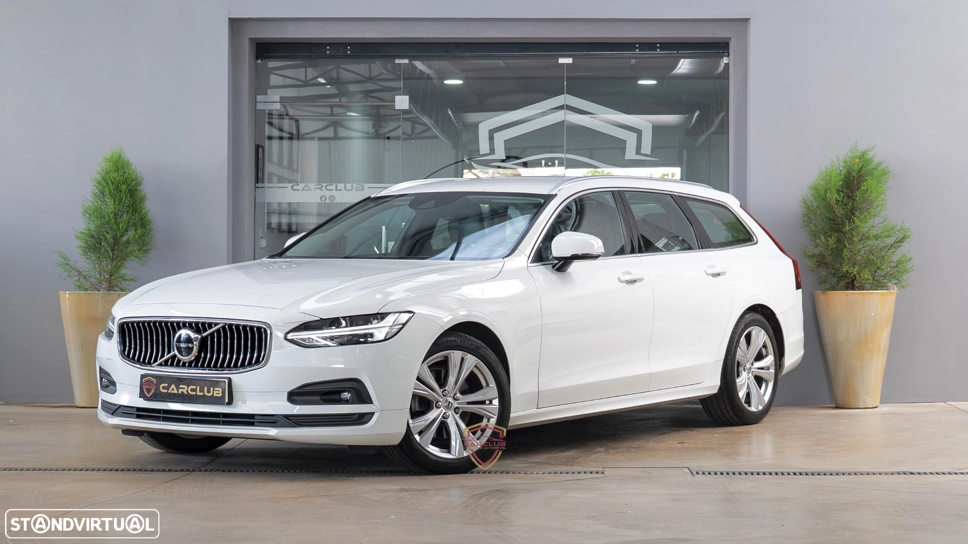 Volvo V90 2.0 B4 Momentum Plus Geartronic