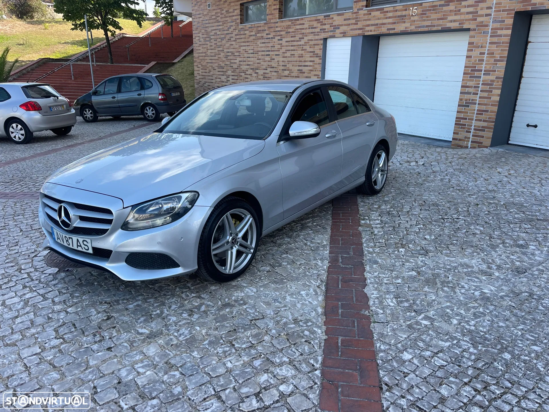 Mercedes-Benz C 200