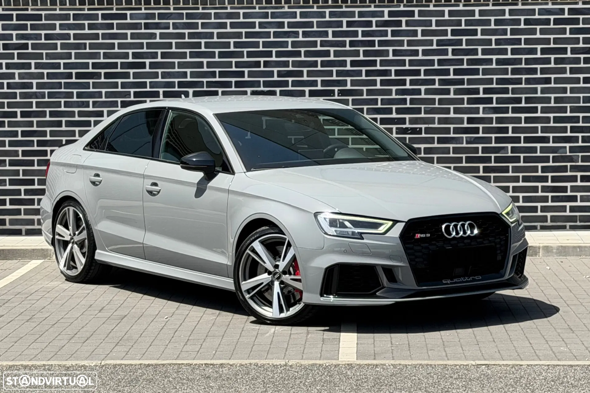 Audi RS3 Limousine S tronic