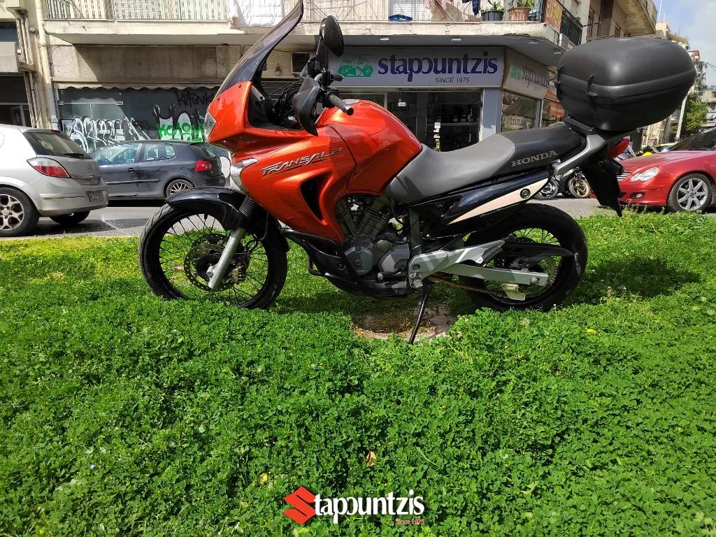 Honda Transalp 650 XL650V,1oΧέρι,Άριστο,Εδεσμεύθη 2005