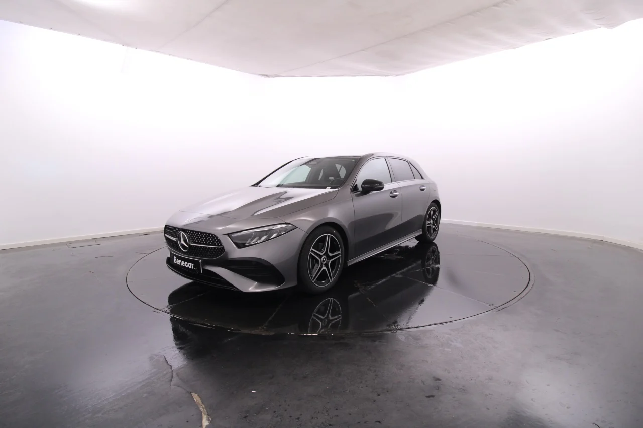 Mercedes-Benz Classe A - 180 d AMG Advanced Plus Cx. Aut. GPS / Vidros Escurecidos