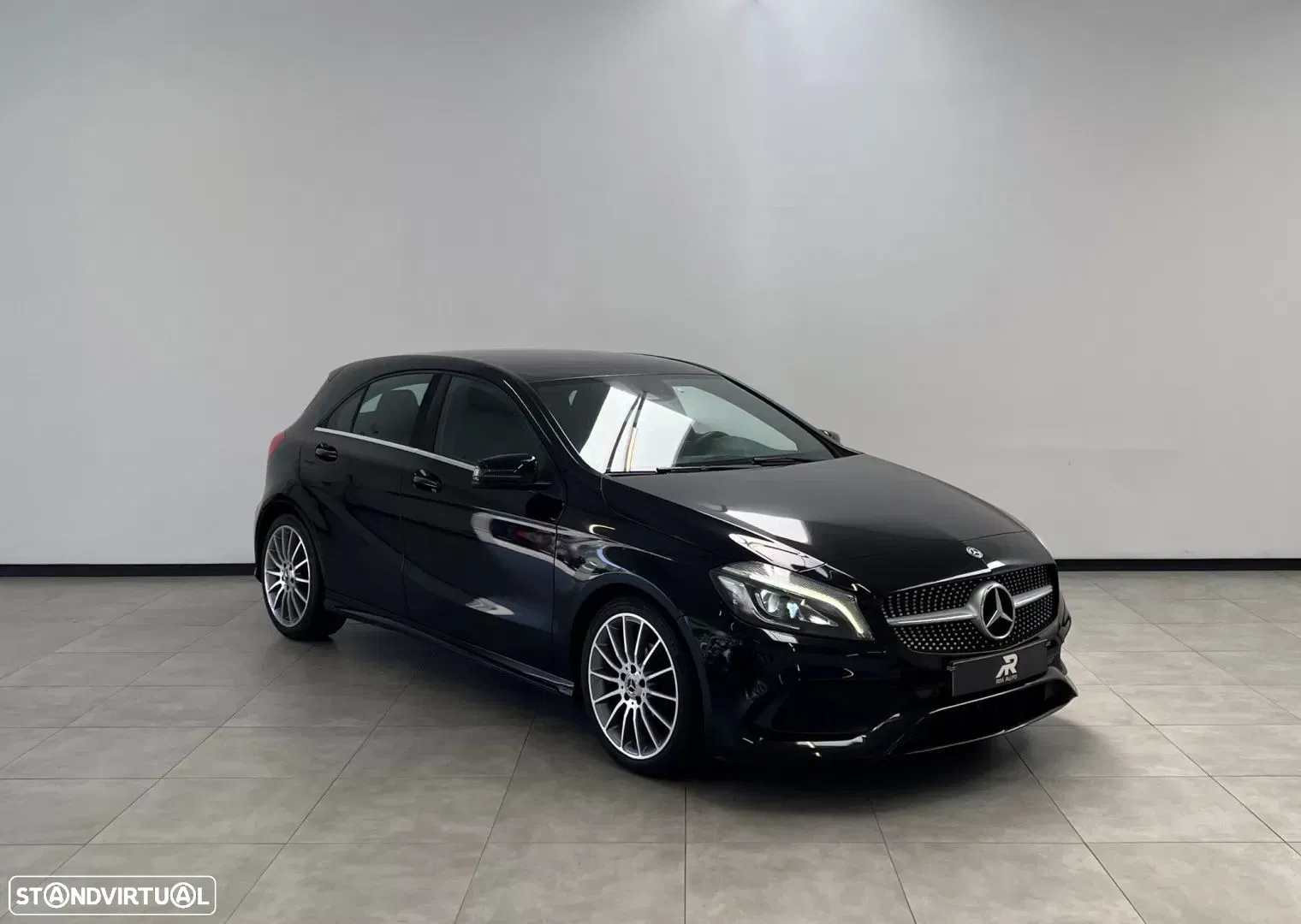 Mercedes-Benz A 180 d AMG Line