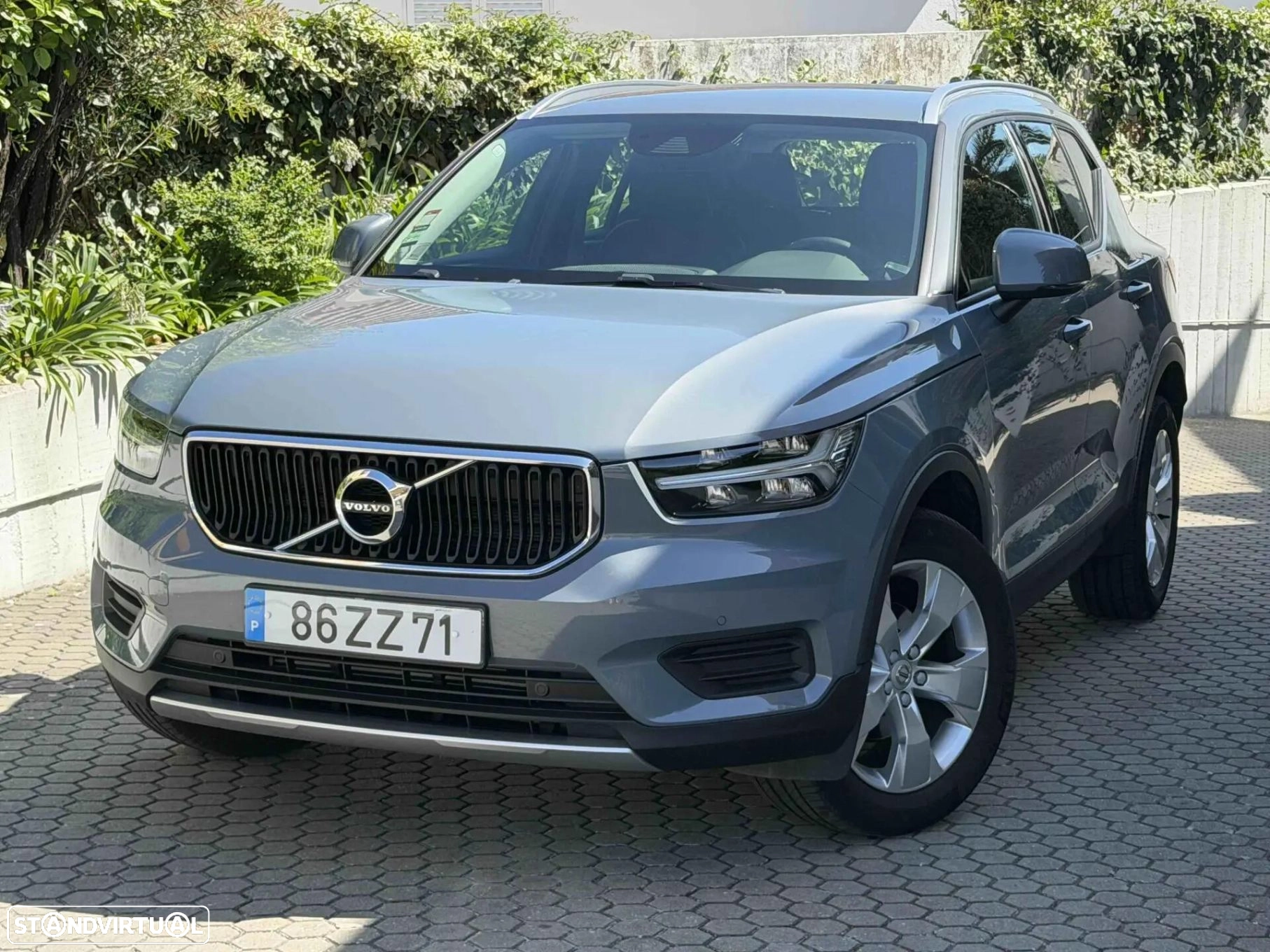 Volvo XC 40 1.5 T3 Momentum Plus Geartronic