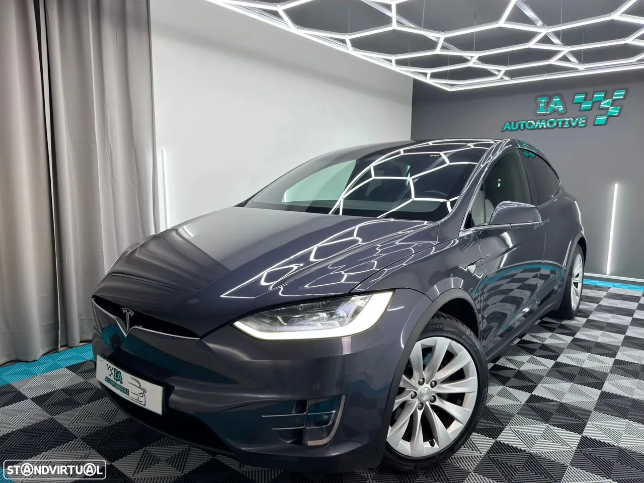Tesla Model X 100D