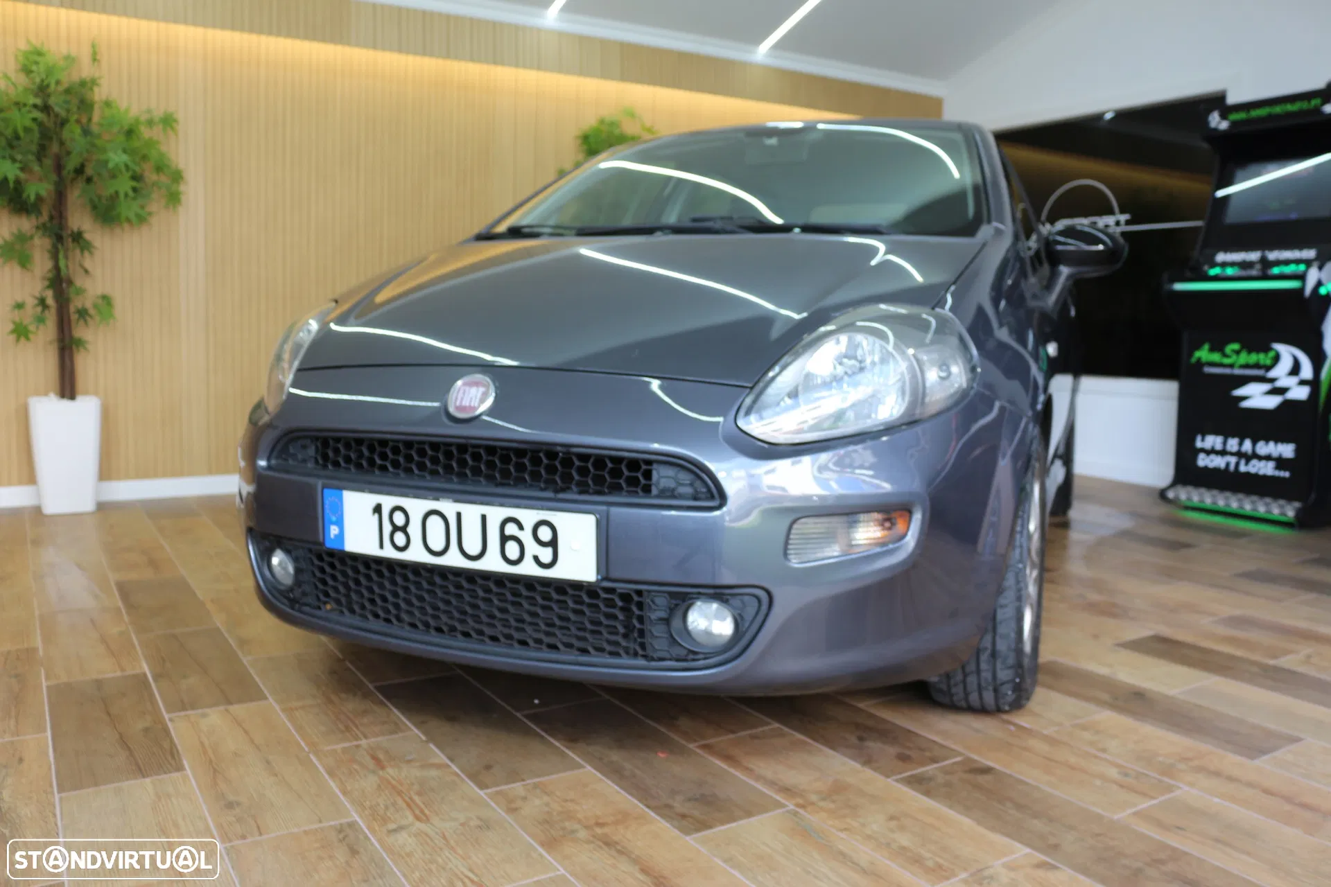 Fiat Punto Evo ver-1-3-m--jet-lounge-s-s